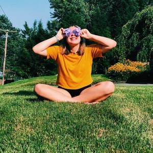 Meet your Posher, Brianna